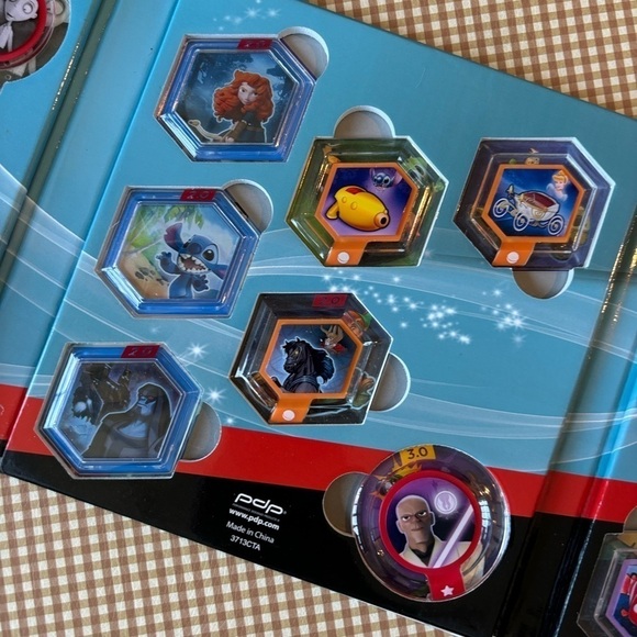 DISNEY INFINITY Power Disc Album With all 20 Wave Discs. Stitch-Nemo-Anna-Merida - Picture 10 of 16